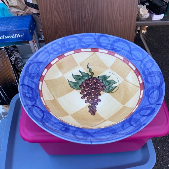 Pasta bowel and 6 plates. - Picture 1 of 2